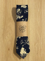 DARK NAVY AND CREAM FLORAL TIE