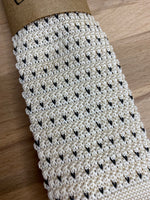 CREAM KNITTED TIE